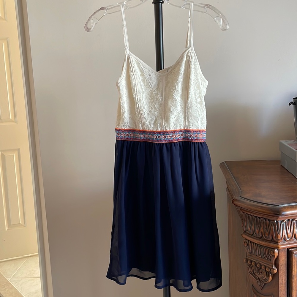 Sleeveless Dress. Size Small